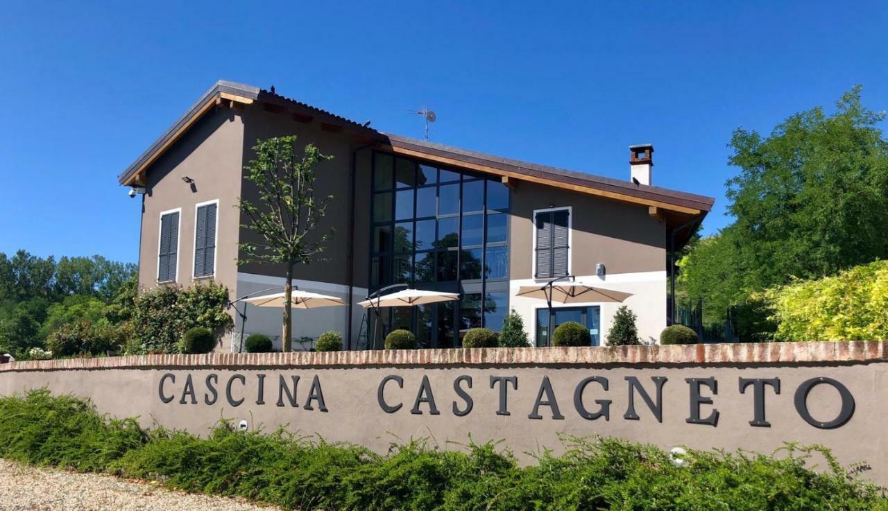 Готель Cascina Castagneto Castell'Alfero Екстер'єр фото